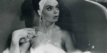 TERROR-CREATURES FROM THE GRAVE Barbara Steele! Free on-line