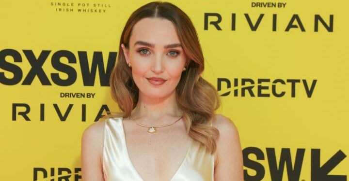 Chloe Fineman exits ‘Saturday Night time Dwell’ after 7 seasons – Nationwide