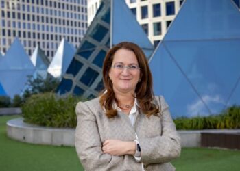 Azrieli promoting stake in information facilities unit Inexperienced Mountain