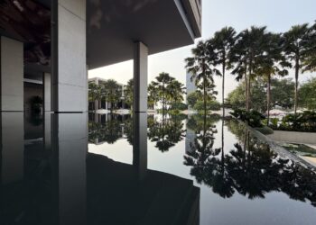 4 Seasons Lodge Bangkok at Chao Phraya River