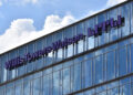Willis Re launches world life reinsurance follow