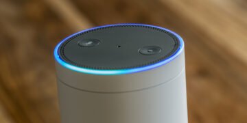 What The LED Colours On Your Amazon Echo Speaker Really Imply