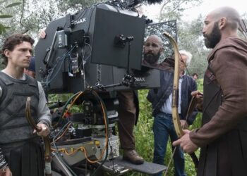 The Odyssey’s Jon Bernthal Reveals What Christopher Nolan Has In Widespread With Different Nice Administrators [Exclusive]