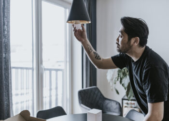 How Lengthy Do Homeowners Say Sensible Bulbs Really Final?