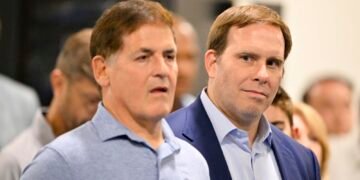 Mark Cuban takes Mavericks proprietor Patrick Dumont to court docket