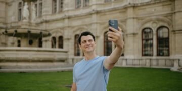The Greatest eSIM Plan for Lengthy Time period Vacationers