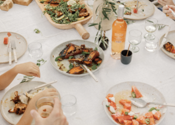 30 Straightforward Summer season Meals To Serve a Crowd
