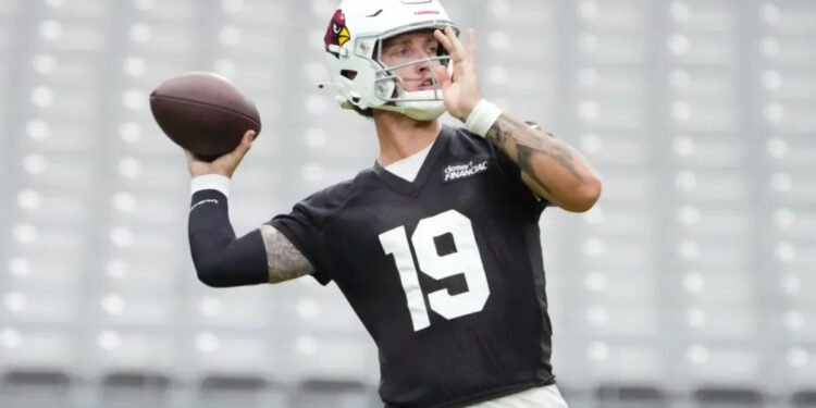 Carson Beck Makes Case for Beginning Job After Spectacular NFL Debut
