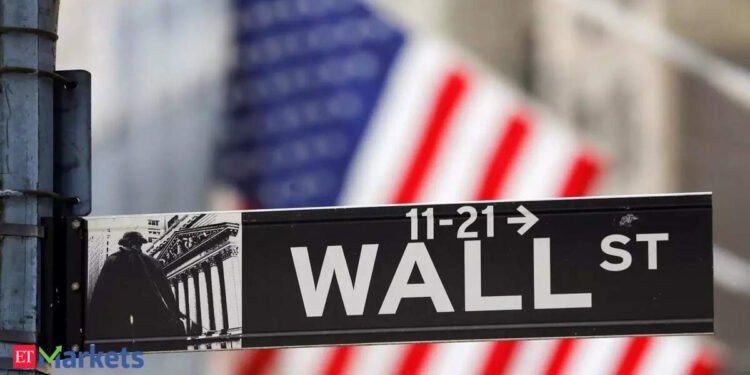 US shares: S&P 500 notches record-high shut as rate-hike worries ease