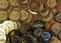 Bitcoin close to $63,000 as weaker ETF demand and cancelled SEC assembly dampen crypto sentiment