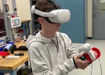 Meet Scott Merrow, the 14-year-old New Hampshire gamer who constructed a 3D-printed adaptive VR controller after he discovered he couldn’t grip the usual left-hand controller