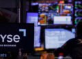 US shares at the moment: US shares shut decrease as oil costs bounce, indexes notch month-to-month good points