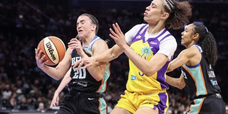 Sabrina Ionescu rescues Liberty towards Sparks