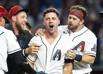 No lead is secure as Diamondbacks, Cubs enter sequence finale