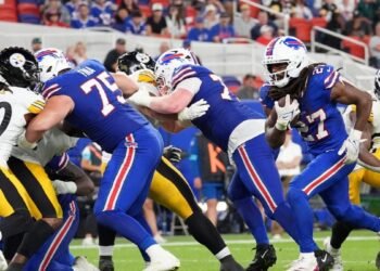 Prime QBs sit out as Payments overtake Steelers in preseason finale