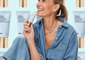 YISE Magnificence Xtremely Quenched Peptide Moisturizer: Molly Sims Interview