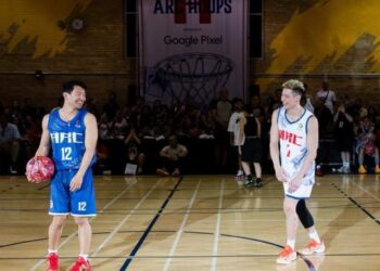 Simu Liu, Jeremy Lin carry hoops, hope to Markham