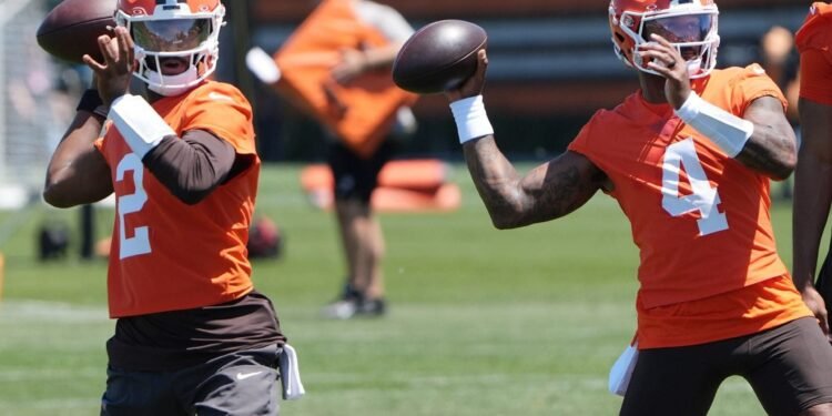 Browns HC Todd Monken tells Shedeur Sanders & Dehaun Watson the right way to win QB1 position