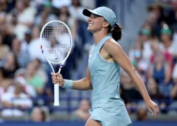 Iga Swiatek races into Toronto semis, Elina Svitolina battles by means of