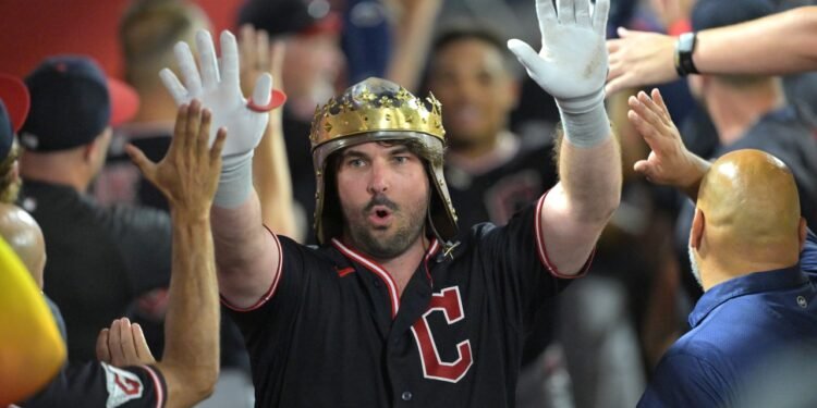 American League wild-card roundup: Rangers, Guardians overtake Astros