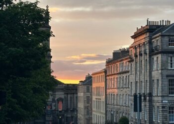 Why It is Simpler to Discover Vegan Meals in Edinburgh Than in Berlin or London