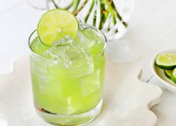 Unbelievable Hulk Cocktail – A Stunning Mess