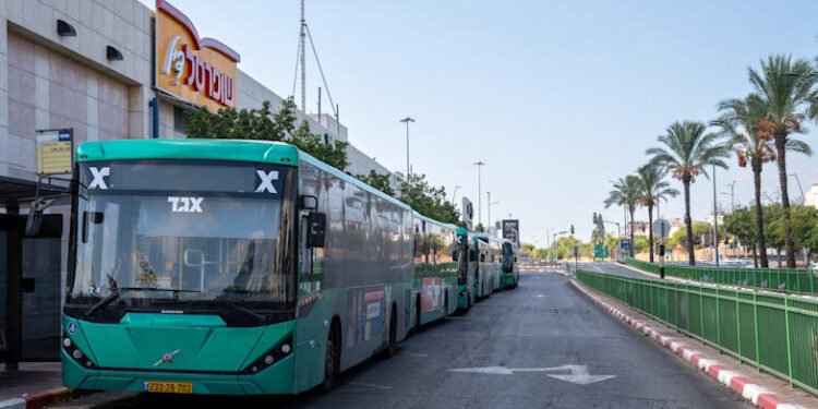 Egged groups with Chinas CRRC to supply buses