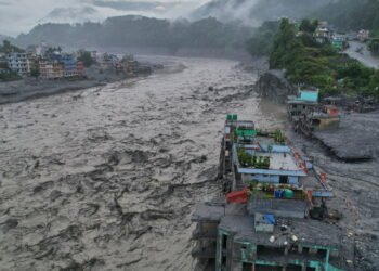 Nepal’s hesitance to just accept international assist for flood aid beneath scrutiny : NPR