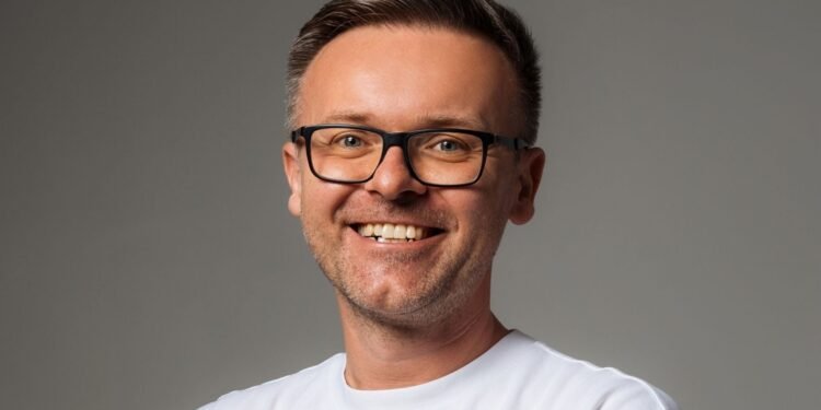 Mateusz Smółka named Managing Director of Warner Music Jap Europe
