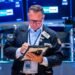 Treasury yields rise as international bond sell-off continues