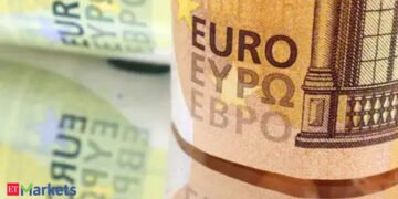International Markets: French bond unfold at highest since 2012 as default insurance coverage spikes