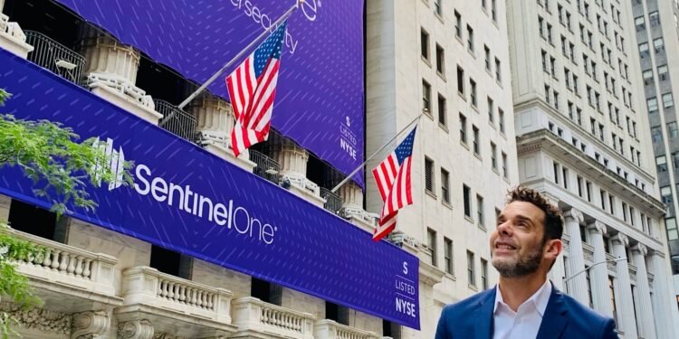 SentinelOne falls sharply after chopping steering