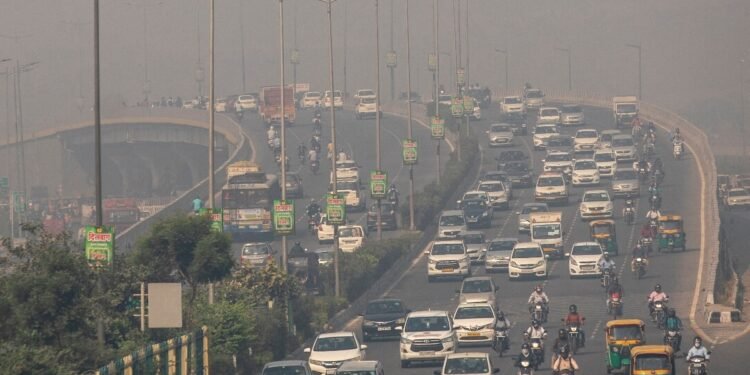 50% make money working from home, parking costs doubled: Delhi steps up air pollution curbs forward of winter