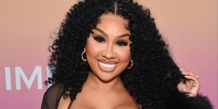Ari Fletcher Denies Declare She Was Bullied Into Redoing Her Tooth