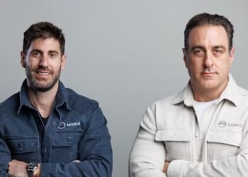 Island raises $400m at $6.4b valuation
