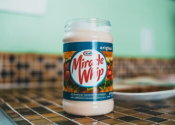 Does Miracle Whip Go Dangerous? Every part You Ought to Know.
