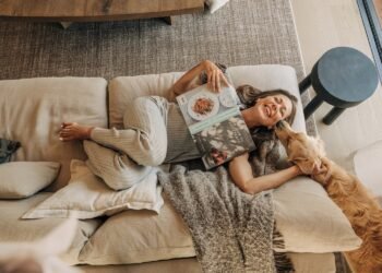 6 Really feel-Good Fall Rituals for a Extra Grounded Season