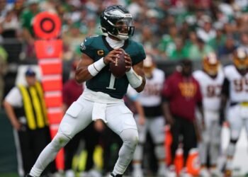 Hurts dominates, Eagles stuff Commanders’ late two-point attempt for win