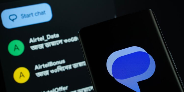 This Google Messages Group Chat Bug Is Driving Customers Loopy