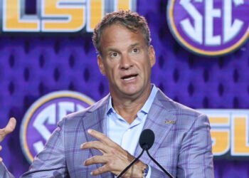 Lane Kiffin’s LSU debut units a credential mark in Tiger Stadium historical past
