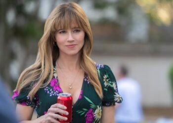 Linda Cardellini Wins First Emmy For ‘DTF St. Louis’