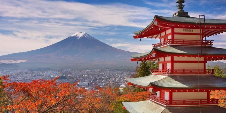 Japan Visa for Filipinos 2026: Paperwork, Price, Odds