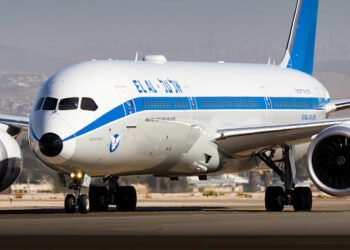 Israeli airways plan airlift for Israelis stranded in Dubai