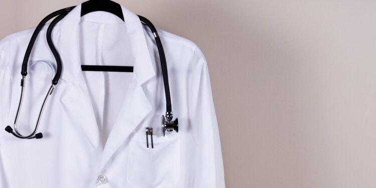 America’s Well being Care Workforce Is in Disaster