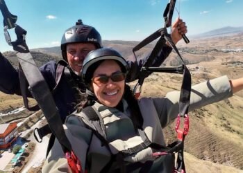 Zhetysu, Kazakhstan: Paragliding, Rafting and Dunes