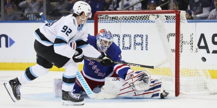 Shesterkin again on scoresheet as Rangers double up Mammoth