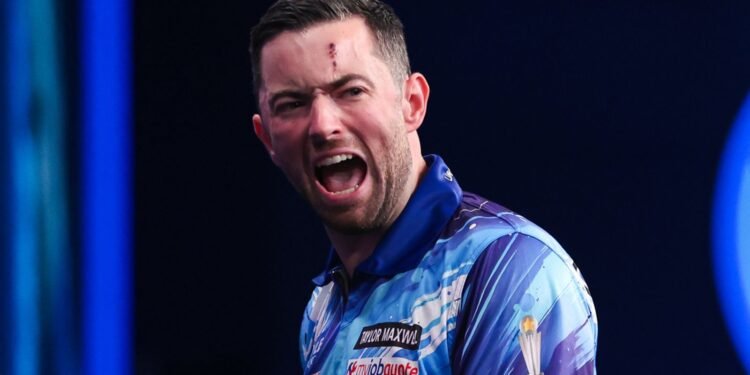 World Grand Prix Darts: Luke Humphries and James Wade storm into quarter-finals as Gary Anderson eradicated | Darts Information